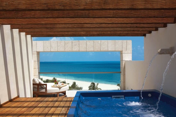 Cancun resort private pool