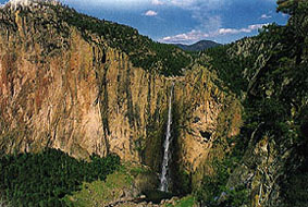 The awe-inspiring Basaseachic Falls