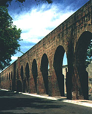 Morelia's 17th century aqueduct
